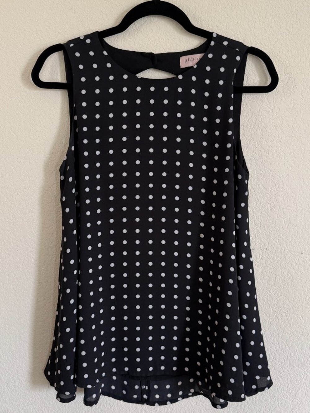 Philosophy Polka Dot Sleeveless Blouse Black White Keyhole Back Size M